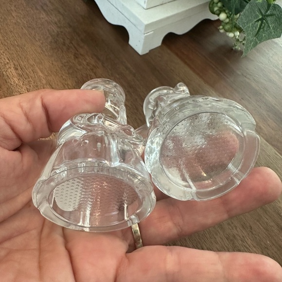 Vintage Lenox Angel Salt and Pepper Shakers - Picture 4 of 4